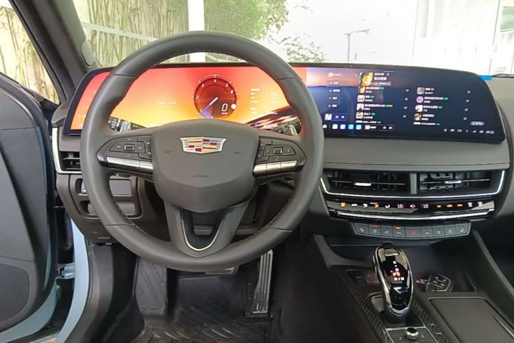 Used Cadillac CT5 2025 28T Track Performance Edition + Peak Track Optional Package Steering Wheel