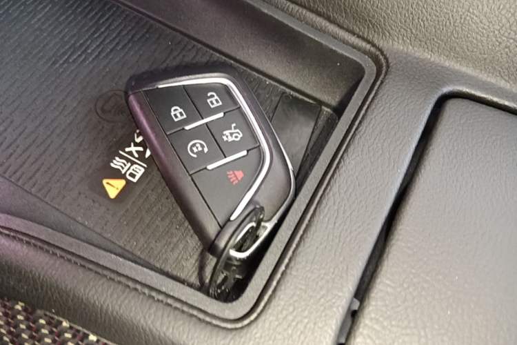 Used Cadillac CT5 2025 28T Track Performance Edition + Peak Track Optional Package Vehicle Key