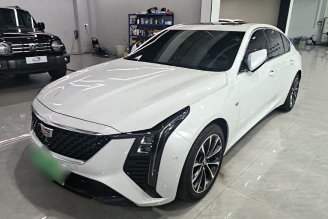 Cadillac CT5 2025 28T Urban Sport Edition usado