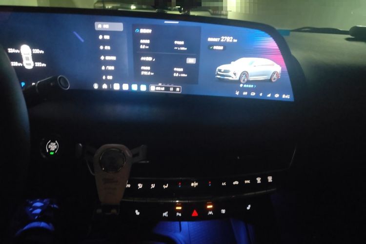 Used Cadillac CT5 2025 28T Urban Sport Edition Audio And AC Panel