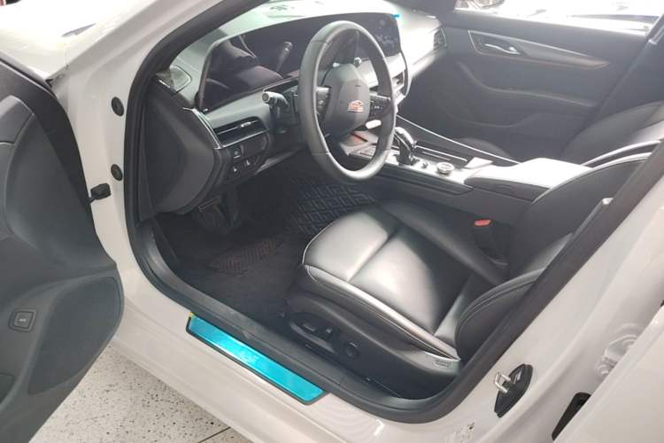 Used Cadillac CT5 2025 28T Urban Sport Edition Driver Seat