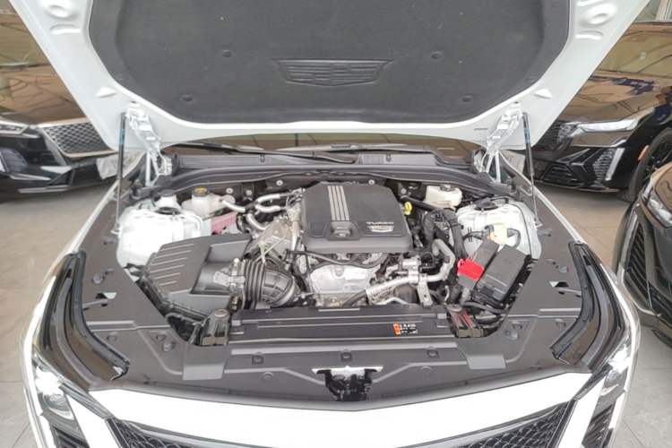 Used Cadillac CT5 2025 28T Track Performance Edition Engine Bay