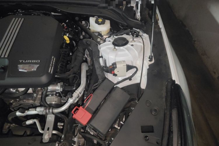 Used Cadillac CT5 2025 28T Urban Sport Edition Engine Bay Left