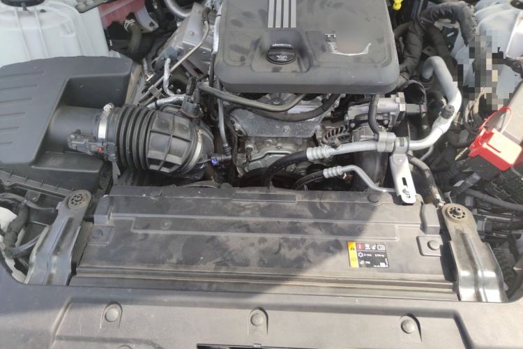 Used Cadillac CT5 2025 28T Track Performance Edition + Peak Track Optional Package Engine Bay