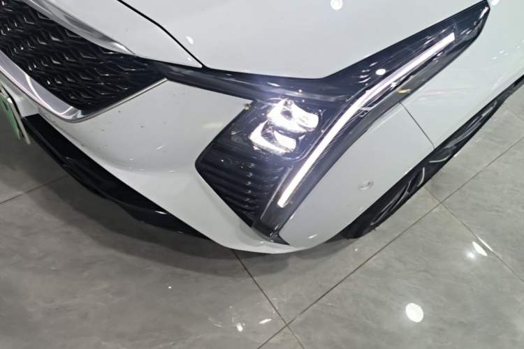 Used Cadillac CT5 2025 28T Urban Sport Edition Left Front Headlight