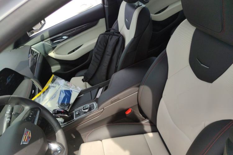Used Cadillac CT5 2025 28T Track Performance Edition + Peak Track Optional Package Left Front Seat