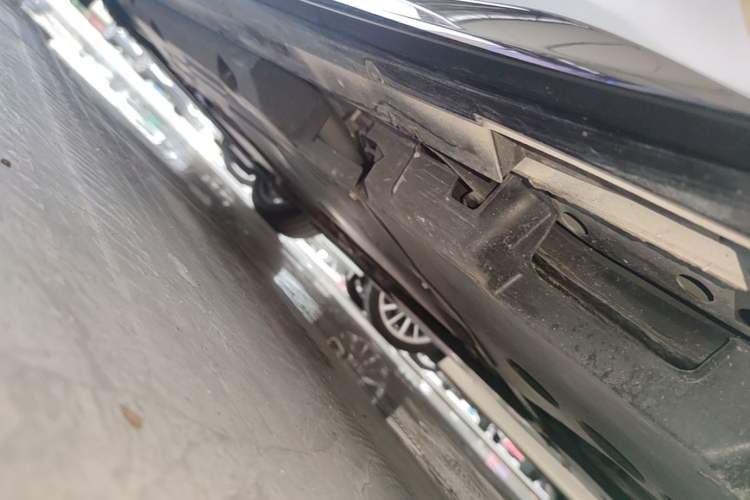 Used Cadillac CT5 2025 28T Track Performance Edition Left Side Sill