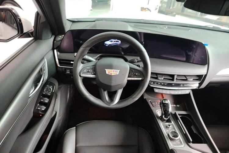 Used Cadillac CT5 2025 28T Urban Sport Edition Steering Wheel