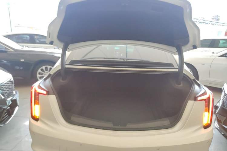 Used Cadillac CT5 2025 28T Track Performance Edition Trunk