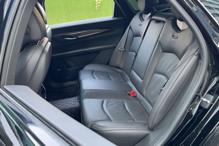 Used Cadillac CT6 2022 28T Fashion Edition Interior 4