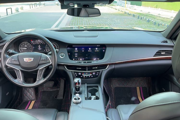 Used Cadillac CT6 2022 28T Fashion Edition Interior 5