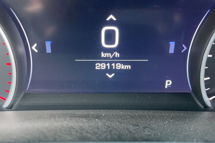 Used Cadillac CT6 2022 28T Fashion Edition Odometer Close Up