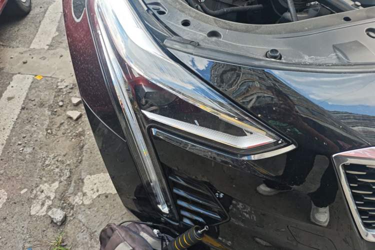 Used Cadillac CT6 2021 28T Luxury Version Right Front Headlight