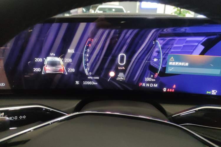 Used Cadillac CT6 2023 28T Platinum Edition Instrument Cluster