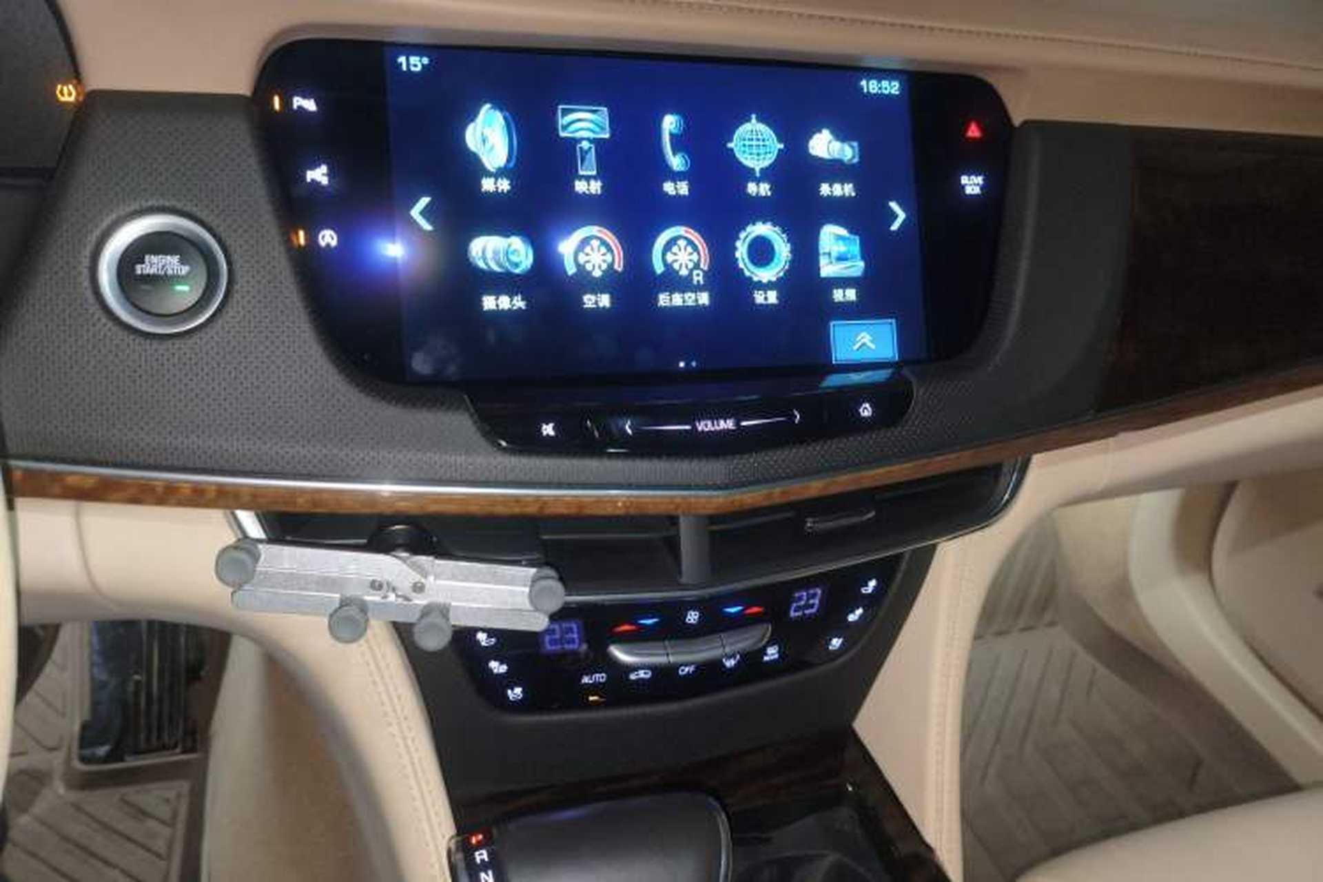 Used Cadillac CT6 2016 28T Platinum Edition Audio And AC Panel