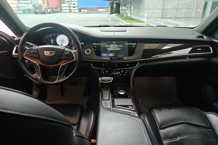 Used Cadillac CT6 2016 40T Leading Model Center Console