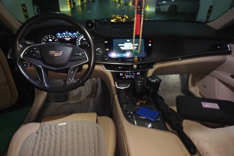 Used Cadillac CT6 2016 28T Fashion Edition Center Console