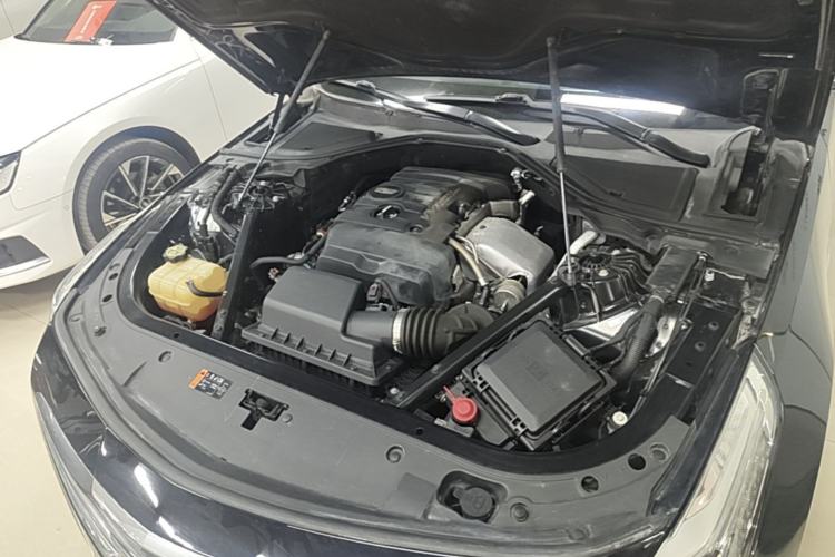 Used Cadillac CT6 2016 28T Luxury Model Engine Bay