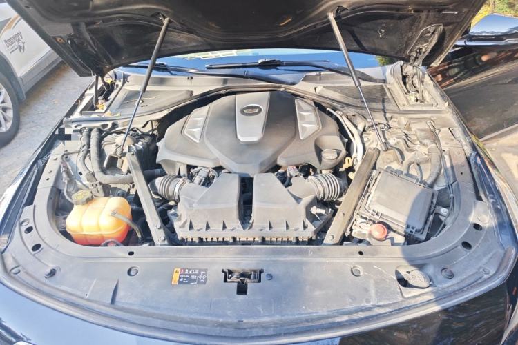 Used Cadillac CT6 2016 40T Platinum Edition Engine Bay