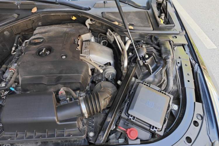 Used Cadillac CT6 2016 28T Platinum Edition Engine Bay Left