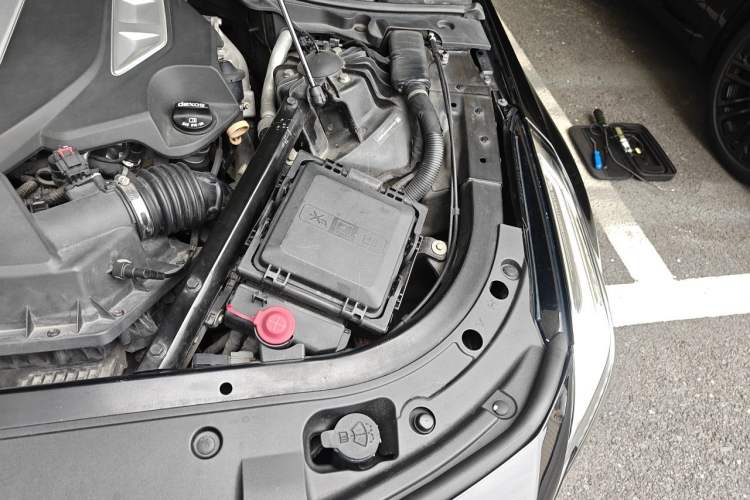 Used Cadillac CT6 2016 40T Leading Model Engine Bay Left