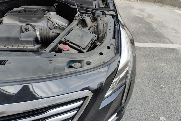 Used Cadillac CT6 2016 28T Fashion Edition Engine Bay Left