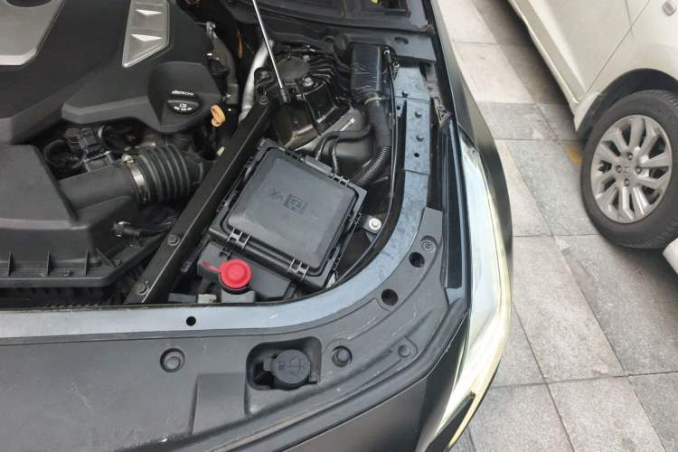 Used Cadillac CT6 2016 40T Luxury Model Engine Bay Left