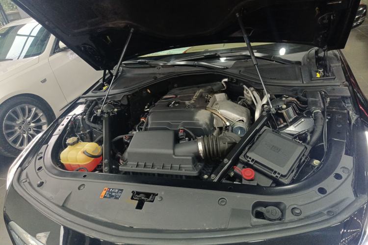 Used Cadillac CT6 2016 28T Platinum Edition Engine Bay