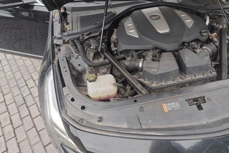 Used Cadillac CT6 2016 40T Leading Model Engine Bay Right