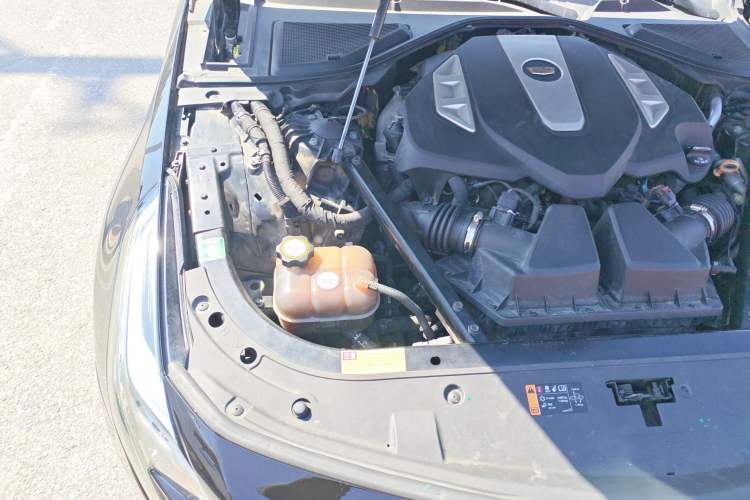 Used Cadillac CT6 2016 40T Leading Model Engine Bay Right