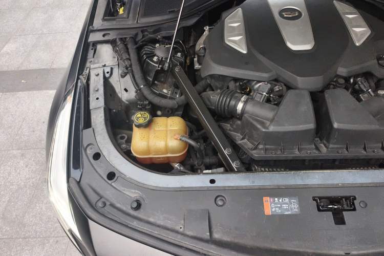 Used Cadillac CT6 2016 40T Luxury Model Engine Bay Right