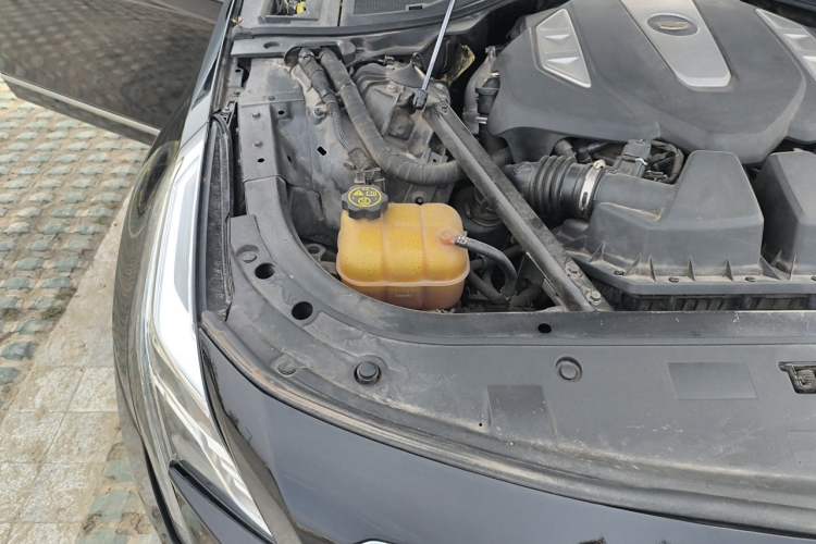 Used Cadillac CT6 2016 40T Luxury Model Engine Bay Right