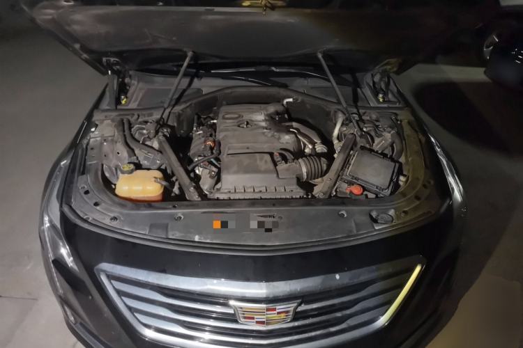 Used Cadillac CT6 2016 28T Leading Model Engine Bay