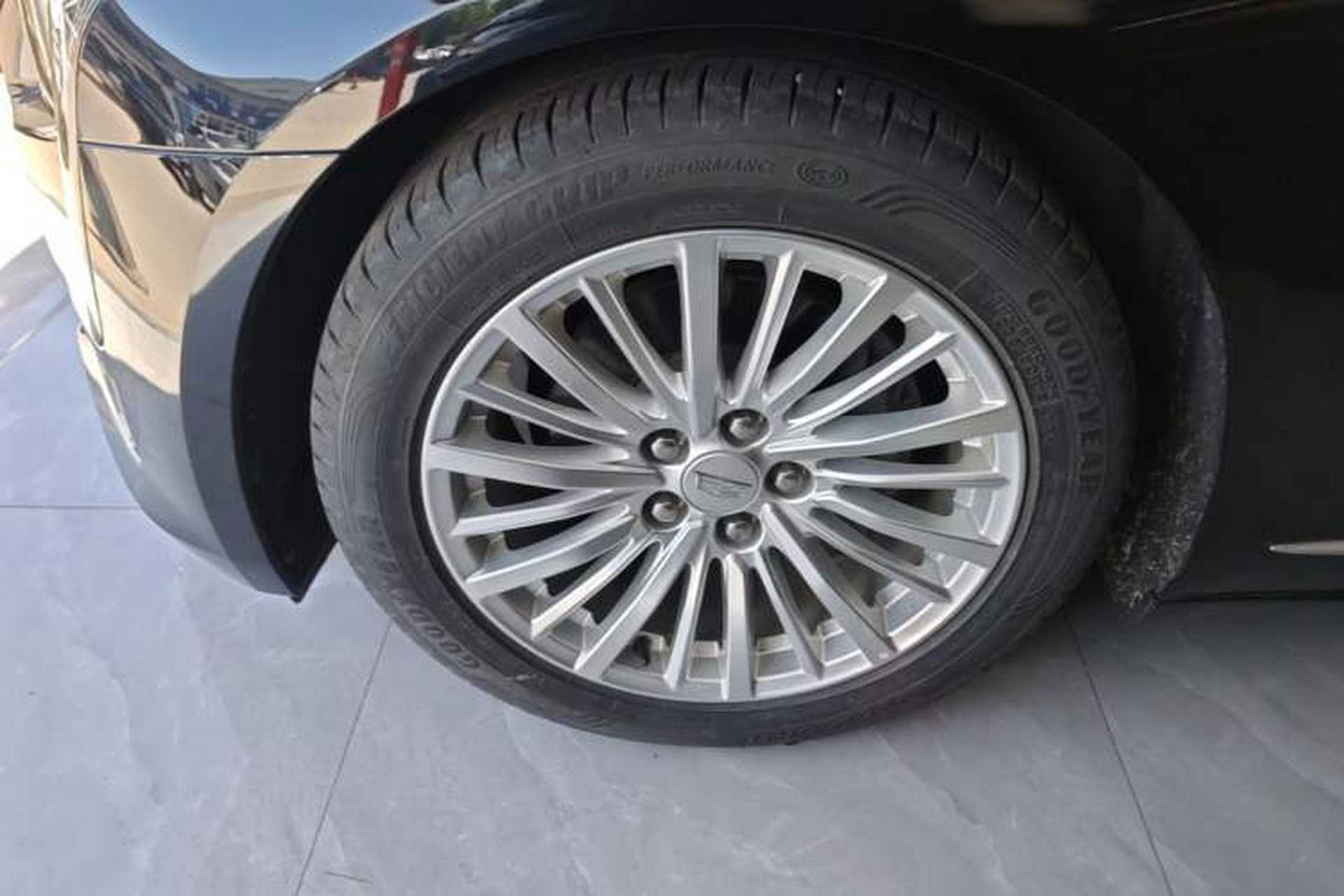 Used Cadillac CT6 2016 28T Luxury Model Exterior 4