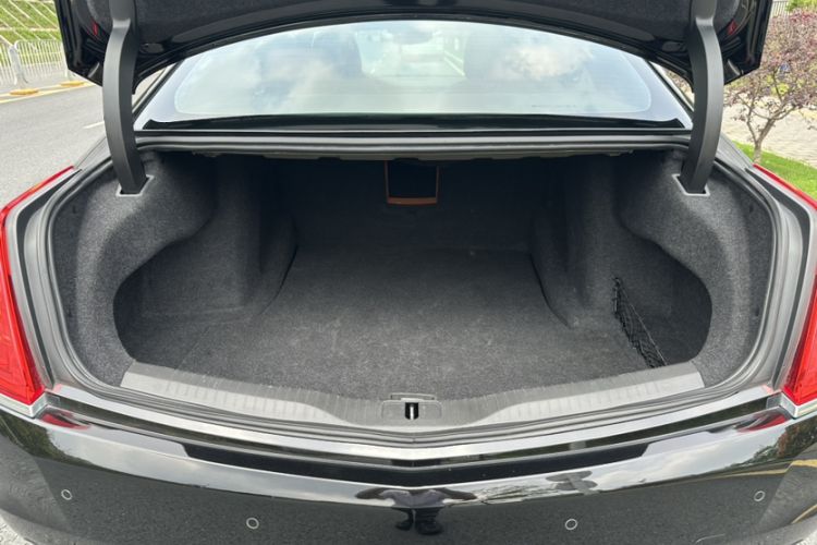 Used Cadillac CT6 2016 28T Leading Model Exterior 6