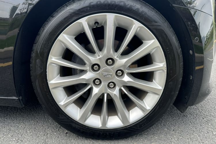 Used Cadillac CT6 2016 28T Leading Model Exterior 7