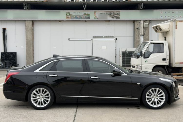 Used Cadillac CT6 2016 40T Platinum Edition Exterior 9