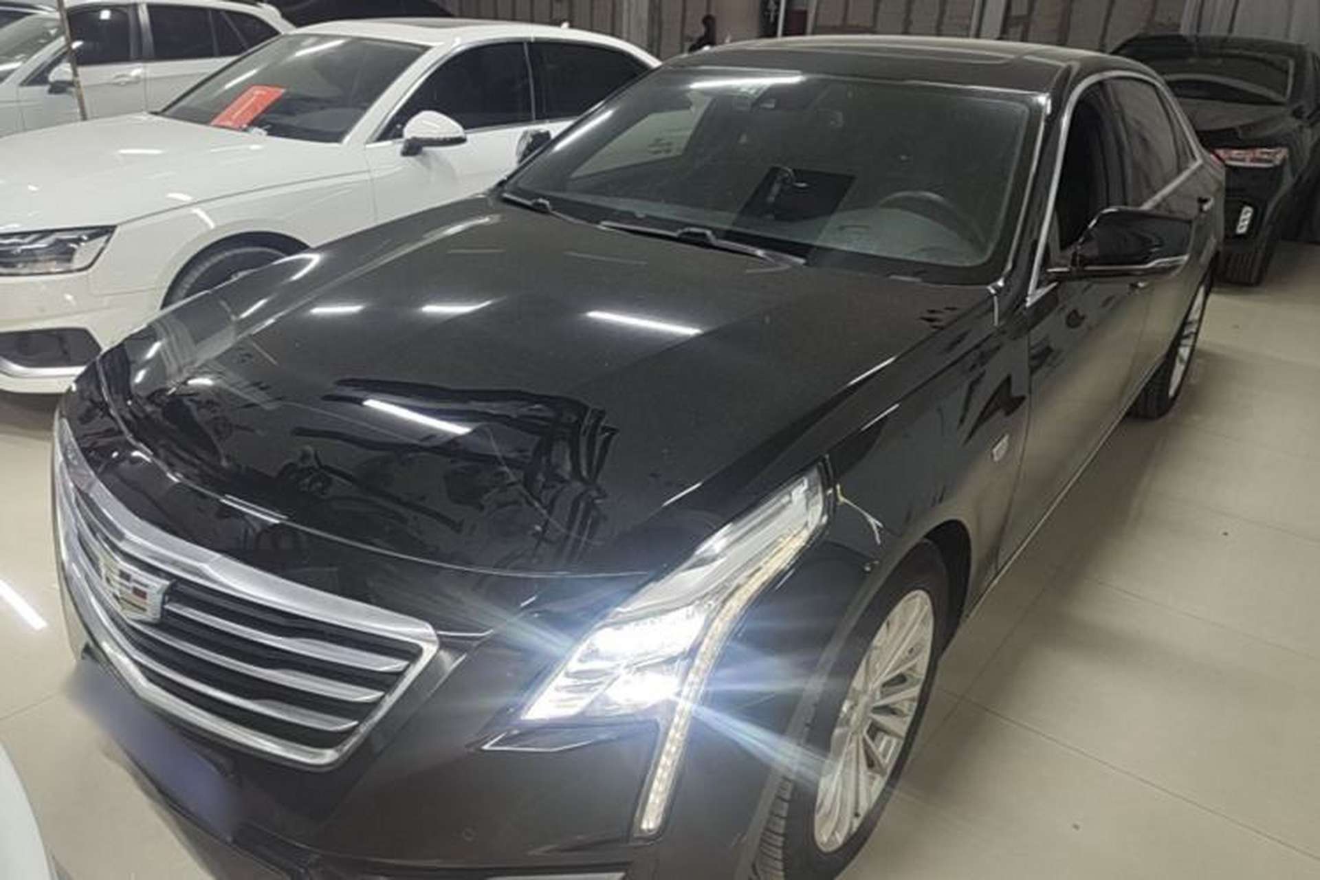 Used Cadillac CT6 2016 28T Luxury Model Front Left 45 Deg