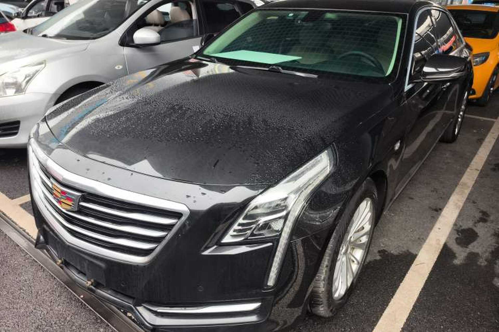 Used Cadillac CT6 2016 28T Fashion Edition Front Left 45 Deg