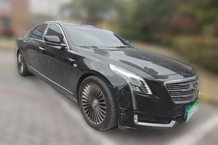 Used Cadillac CT6 2016 40T Leading Model Front Right 45 Deg