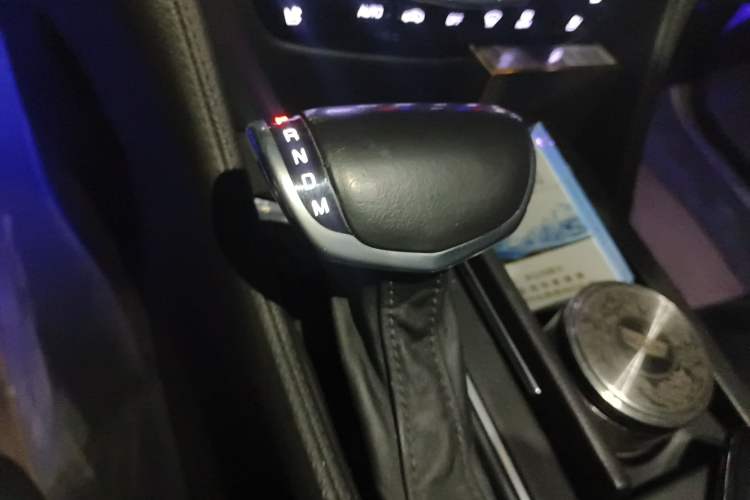 Used Cadillac CT6 2016 28T Leading Model Gear Lever