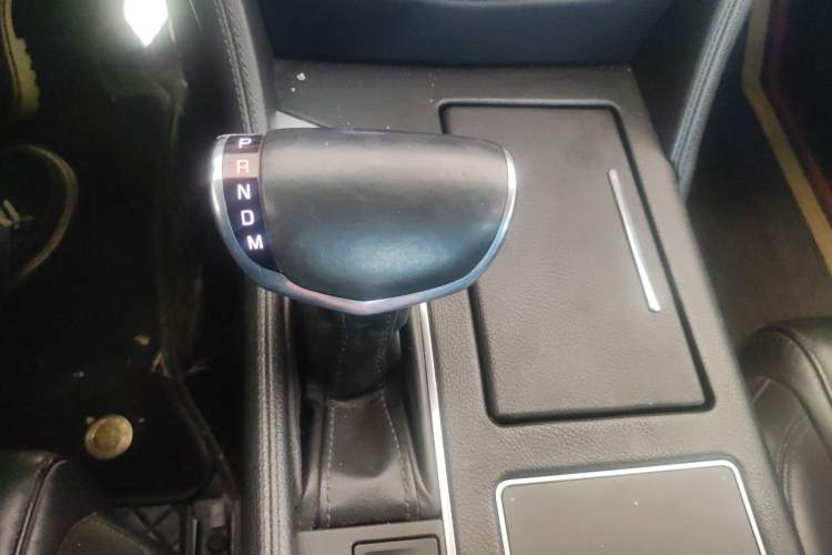 Used Cadillac CT6 2016 28T Luxury Model Gear Lever