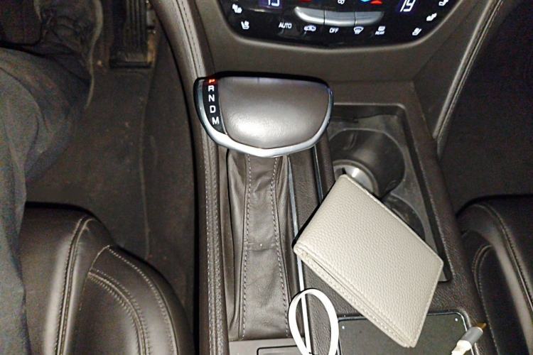 Used Cadillac CT6 2016 28T Luxury Model Gear Lever