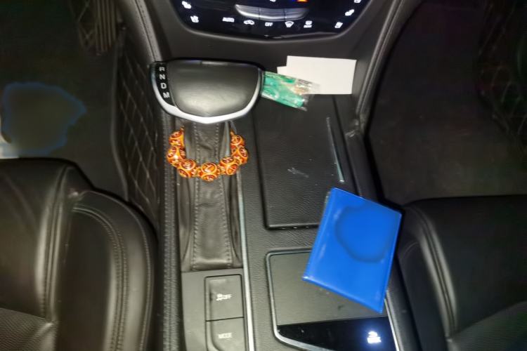 Used Cadillac CT6 2016 28T Luxury Model Gear Lever