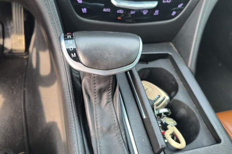 Used Cadillac CT6 2016 40T Luxury Model Gear Lever