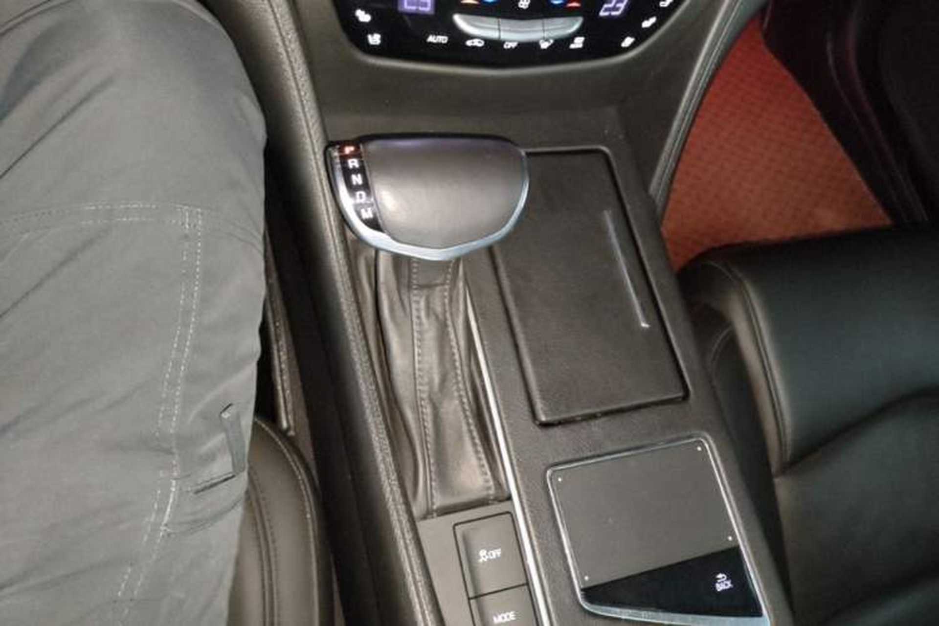 Used Cadillac CT6 2016 28T Luxury Model Gear Lever