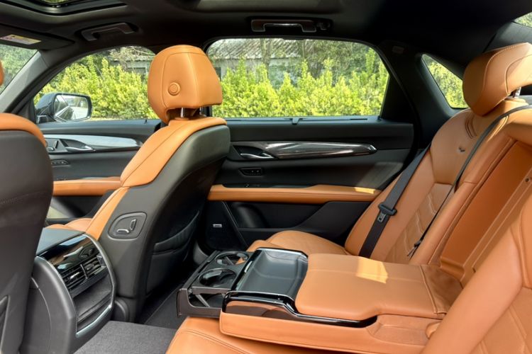 Used Cadillac CT6 2016 28T Leading Model Interior 10