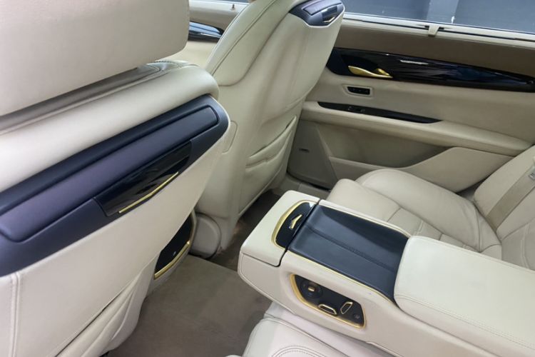 Used Cadillac CT6 2016 40T Platinum Edition Interior 10