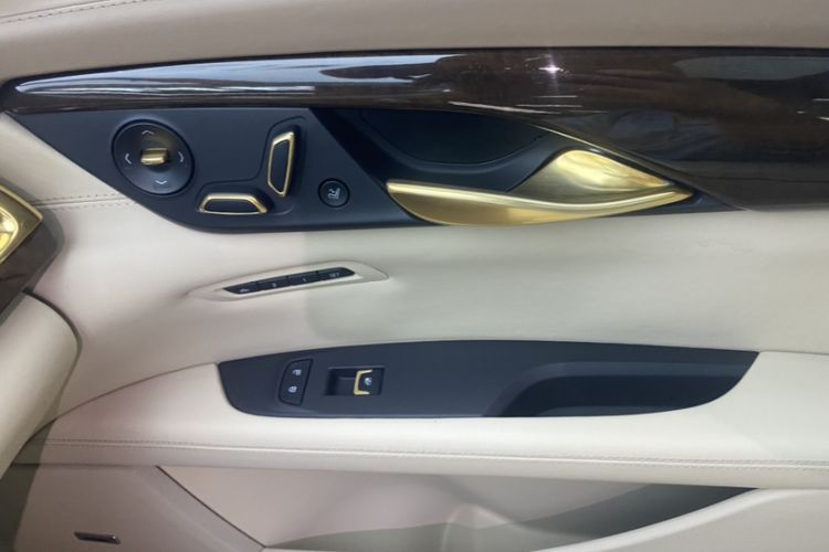 Used Cadillac CT6 2016 40T Platinum Edition Interior 12