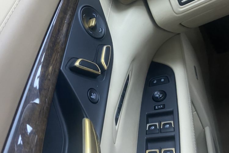 Used Cadillac CT6 2016 40T Platinum Edition Interior 2